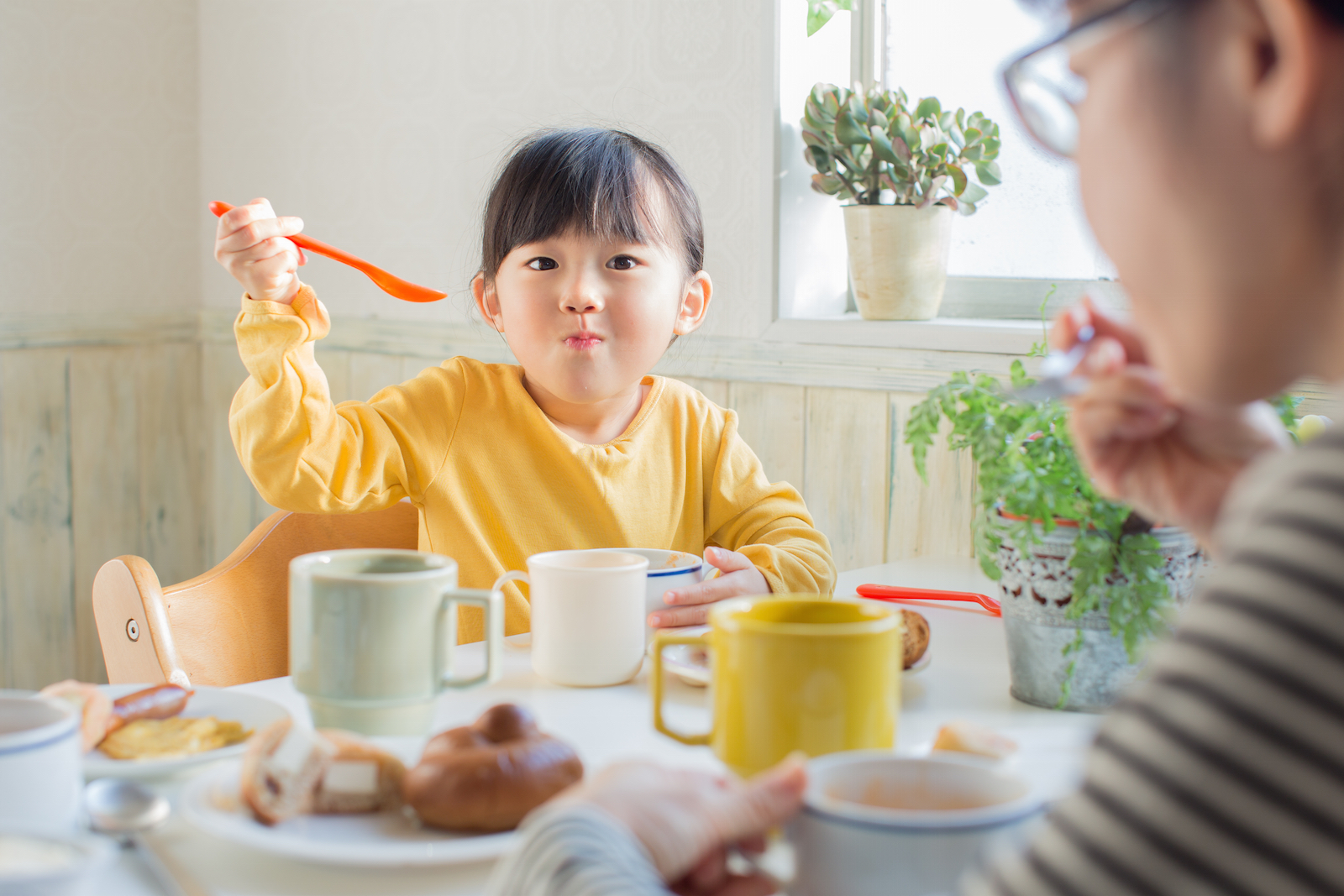 Những thói quen tốt cha mẹ cần dạy cho con cái để trẻ phát triển toàn diện